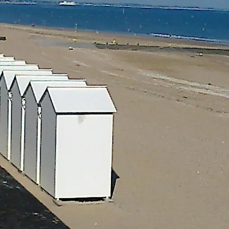 아파트 2 Pieces 150 De La Mer, Calme,ensoleille Avec Parking Et Wifi
